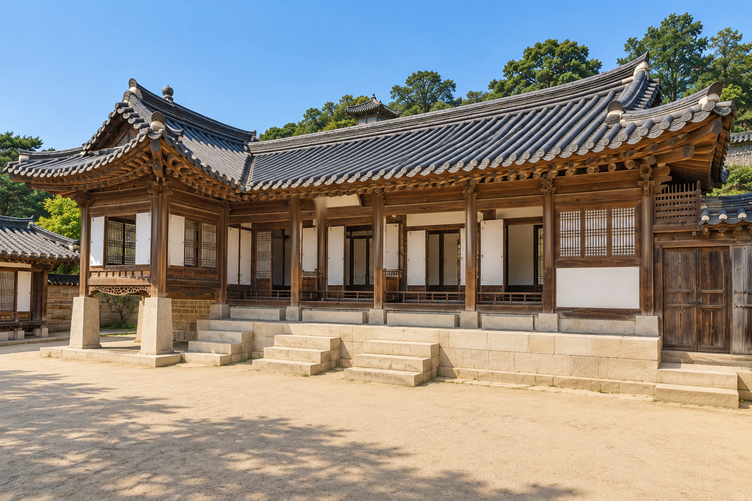 未上色的木柱、白牆與格子窗相連的韓屋正面,無人。編輯圖片。