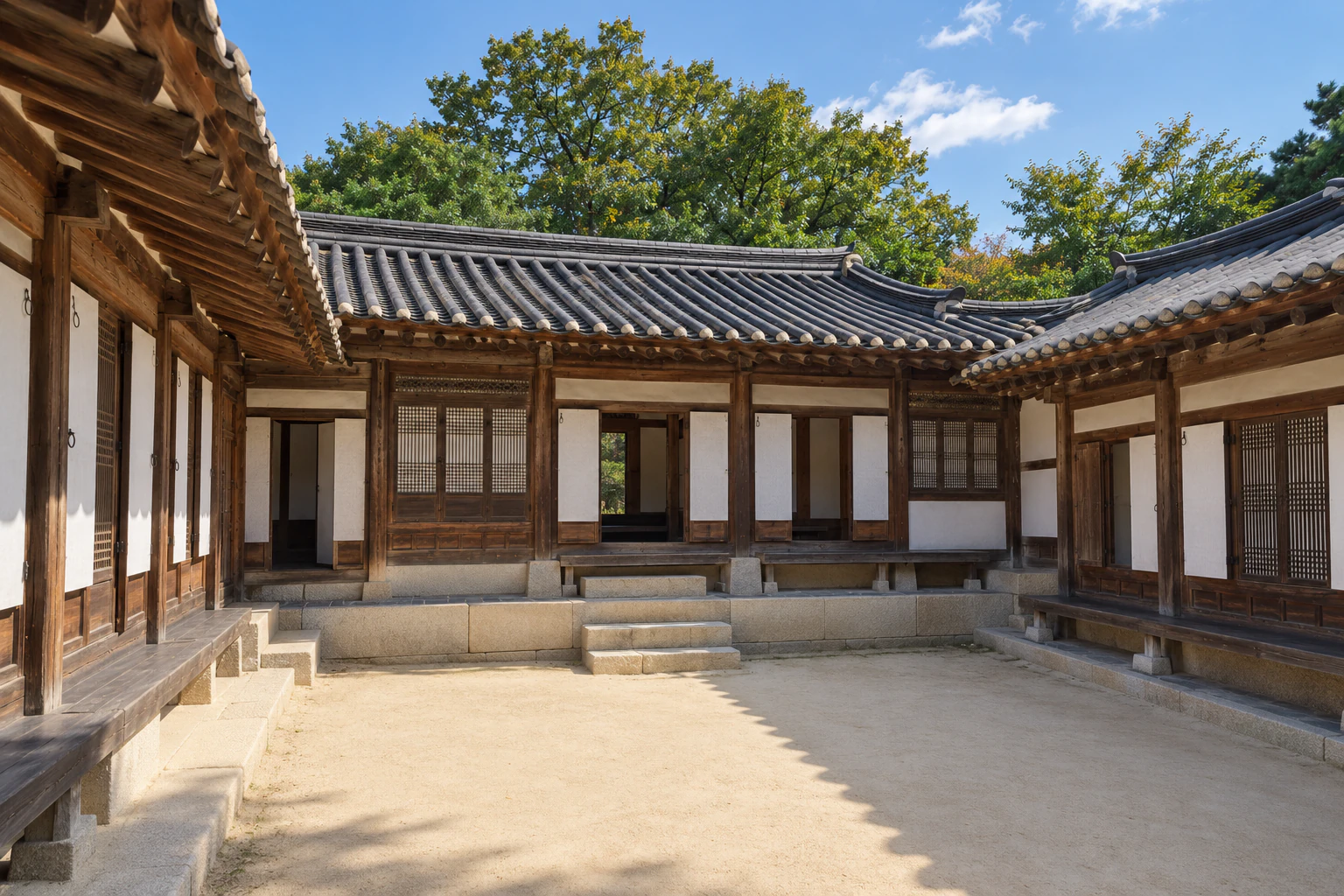 行閣圍起的小院子與未上色的韓屋建築,無人。編輯圖片。